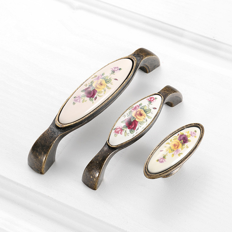 Vintage Ceramic Handle  Cabine - огляд і ціна Vintage Furniture Hardware Pulls